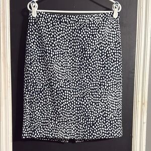 3/$16 J. Crew Pencil Skirt Back Zipper Navy & White Size: 8 Length: 22”